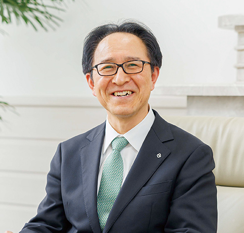 高校校長　土屋 博文